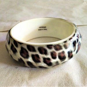 Jockey Resin Leopard Bangle-New!